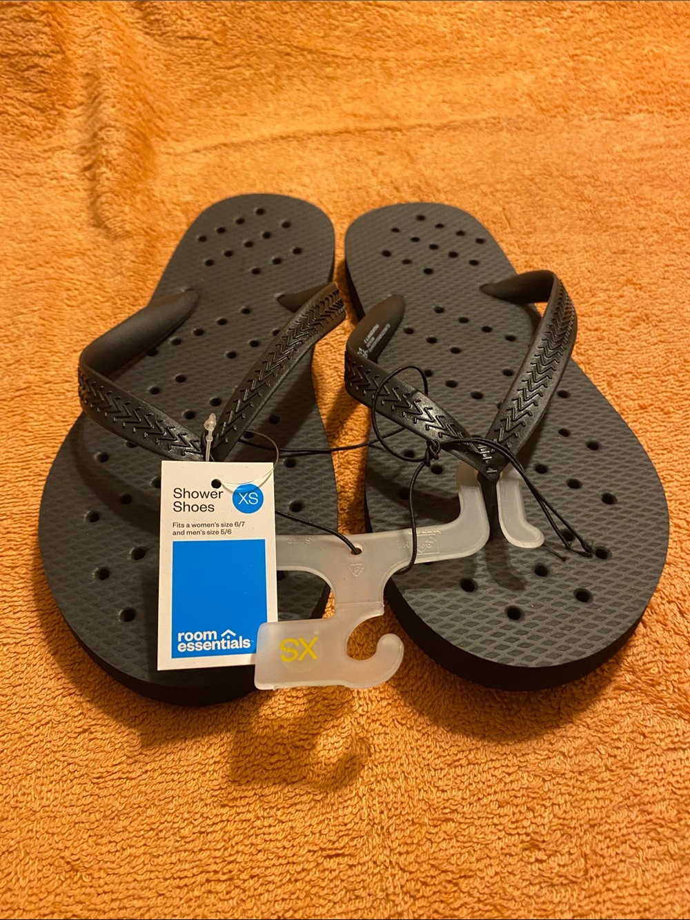 Room Essentials Black Foam Shower Flip Flops